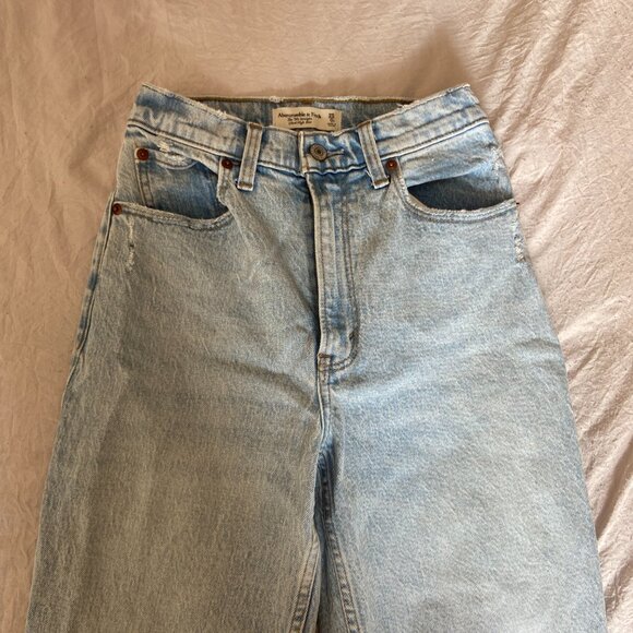 Abercrombie Jeans - Picture 2 of 4